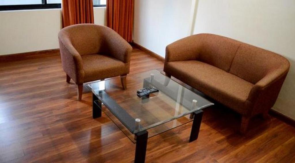 Hotel Hill View Kochi Esterno foto